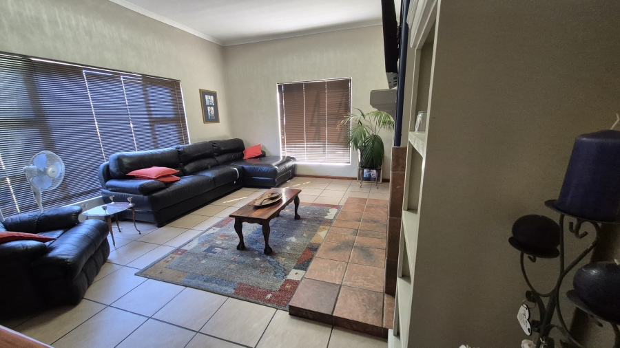 4 Bedroom Property for Sale in Strand North Western Cape